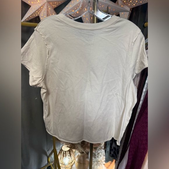 Anthropologie LouLou Avenue Cheetah Graphic Tee NWOT - Picture 5 of 6